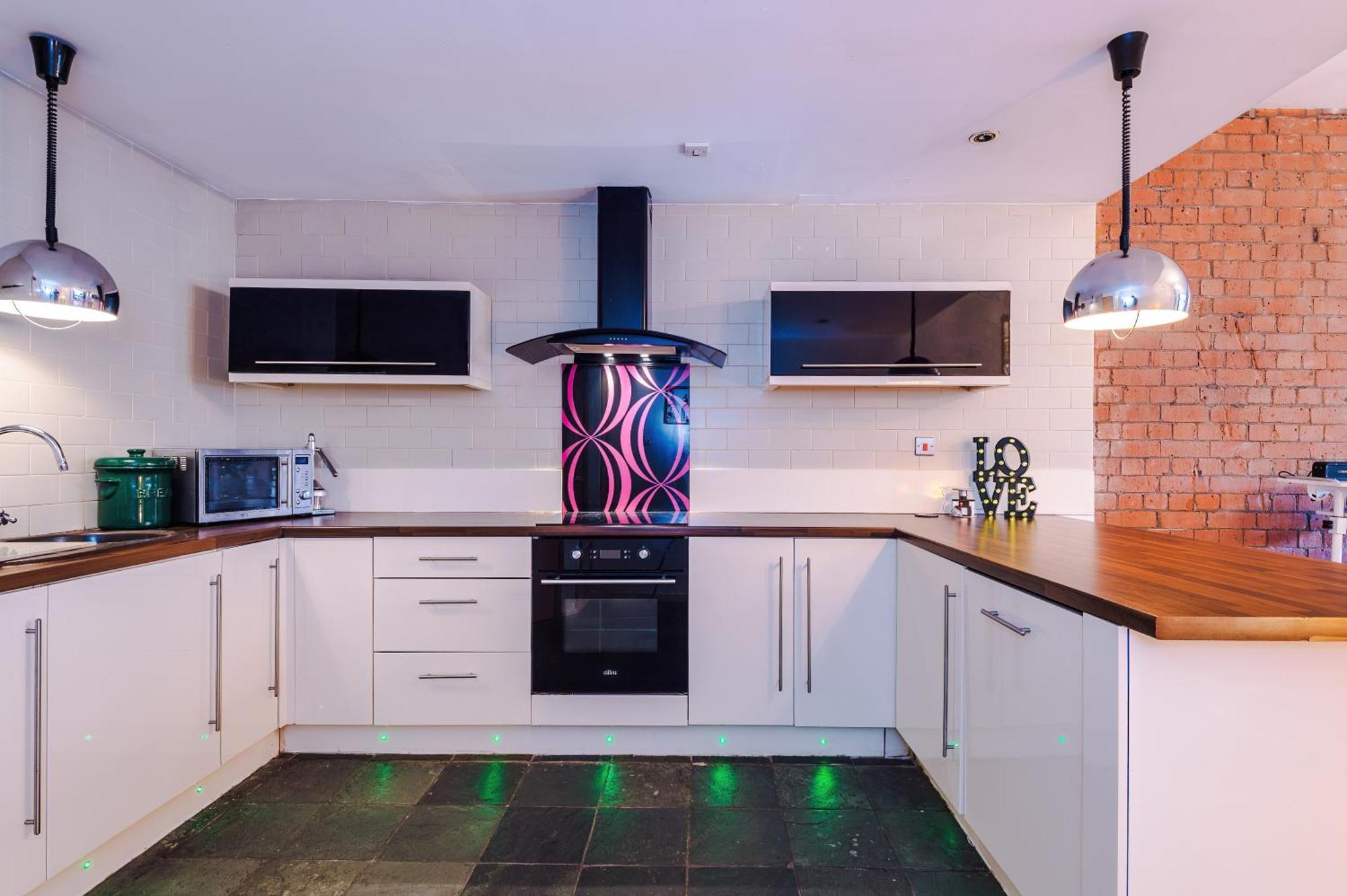 Central Northern Quarter Two Bedroom Apartment Manchester Dış mekan fotoğraf