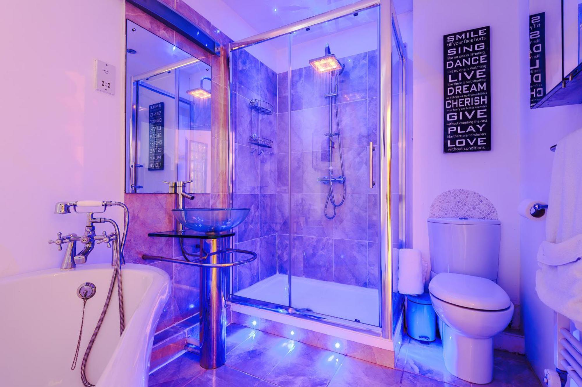 Central Northern Quarter Two Bedroom Apartment Manchester Dış mekan fotoğraf