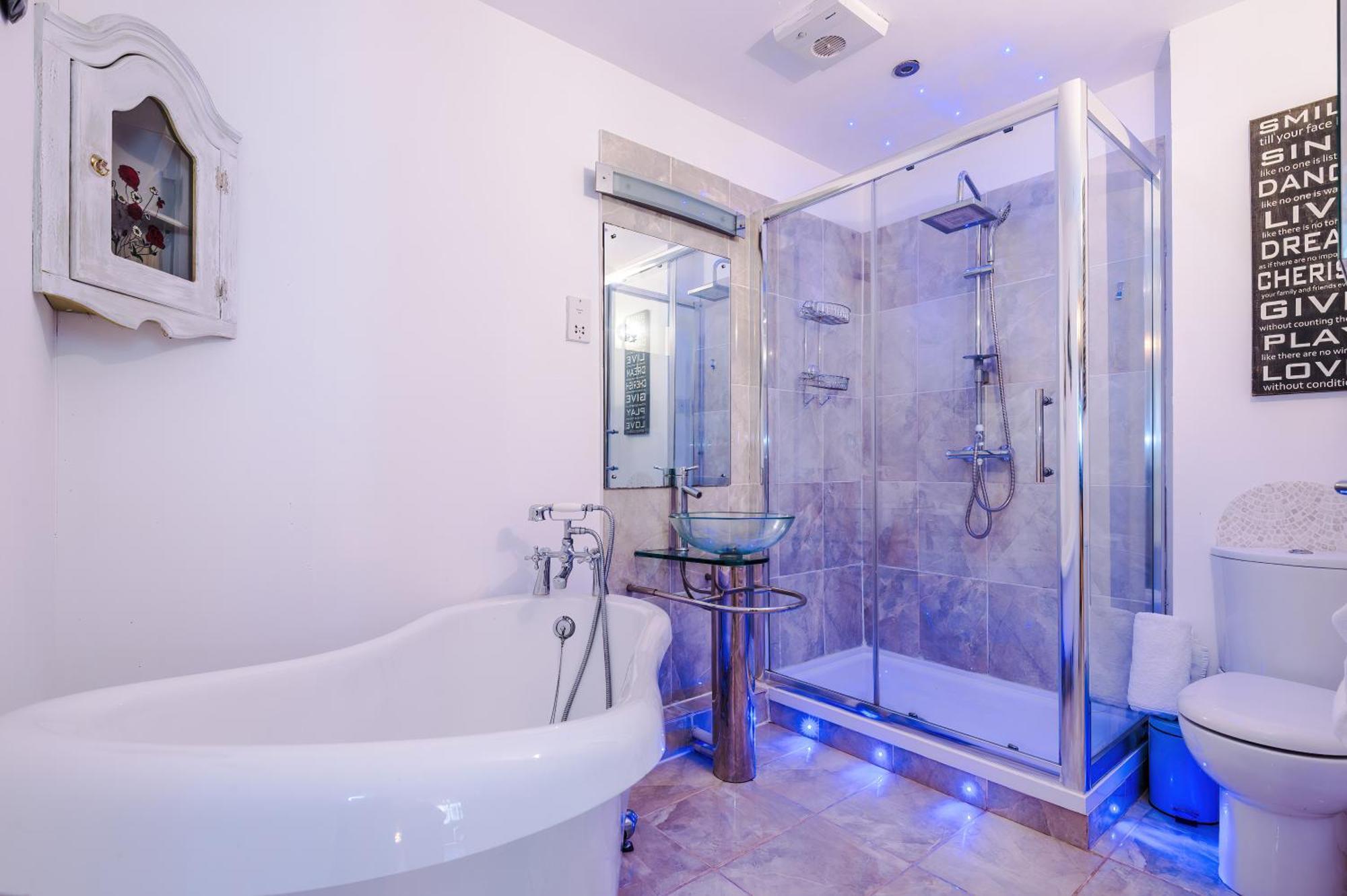 Central Northern Quarter Two Bedroom Apartment Manchester Dış mekan fotoğraf